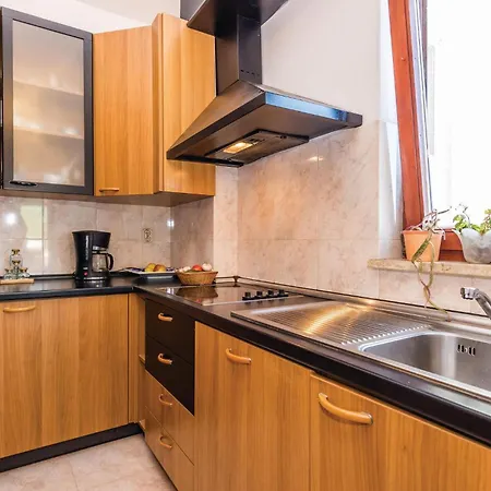 Apartment In With Wifi *