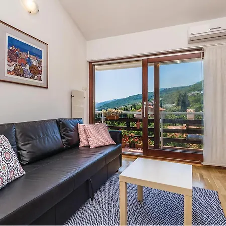 Cozy Apartment In Opatija With House Sea View