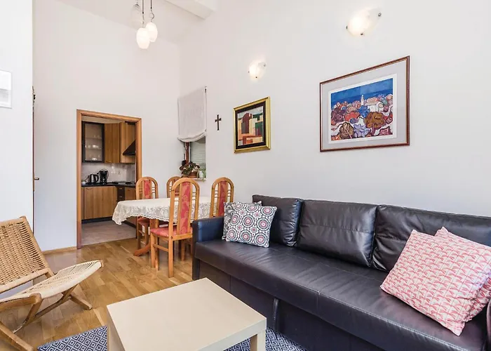 Apartamento Lovely In With Wifi Opatija
